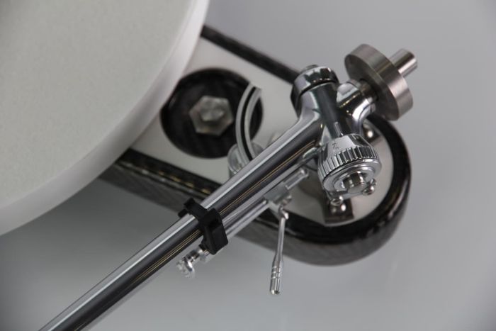 Rega Naiad turntable