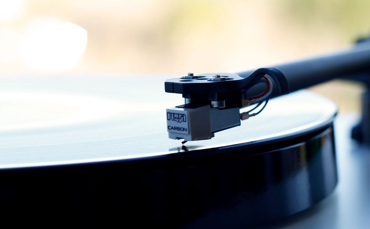 Rega Planar 1 Plus Turntable