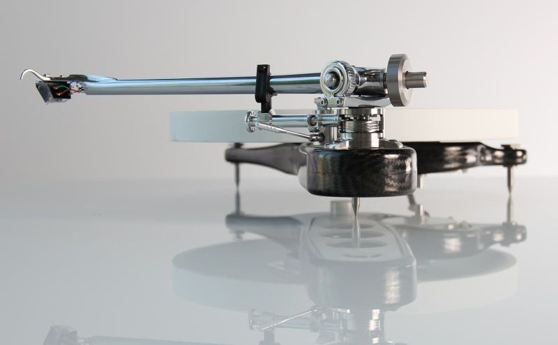 Rega Naiad turntable