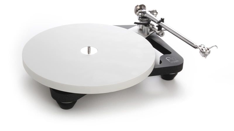 Rega Planar 10 turntable